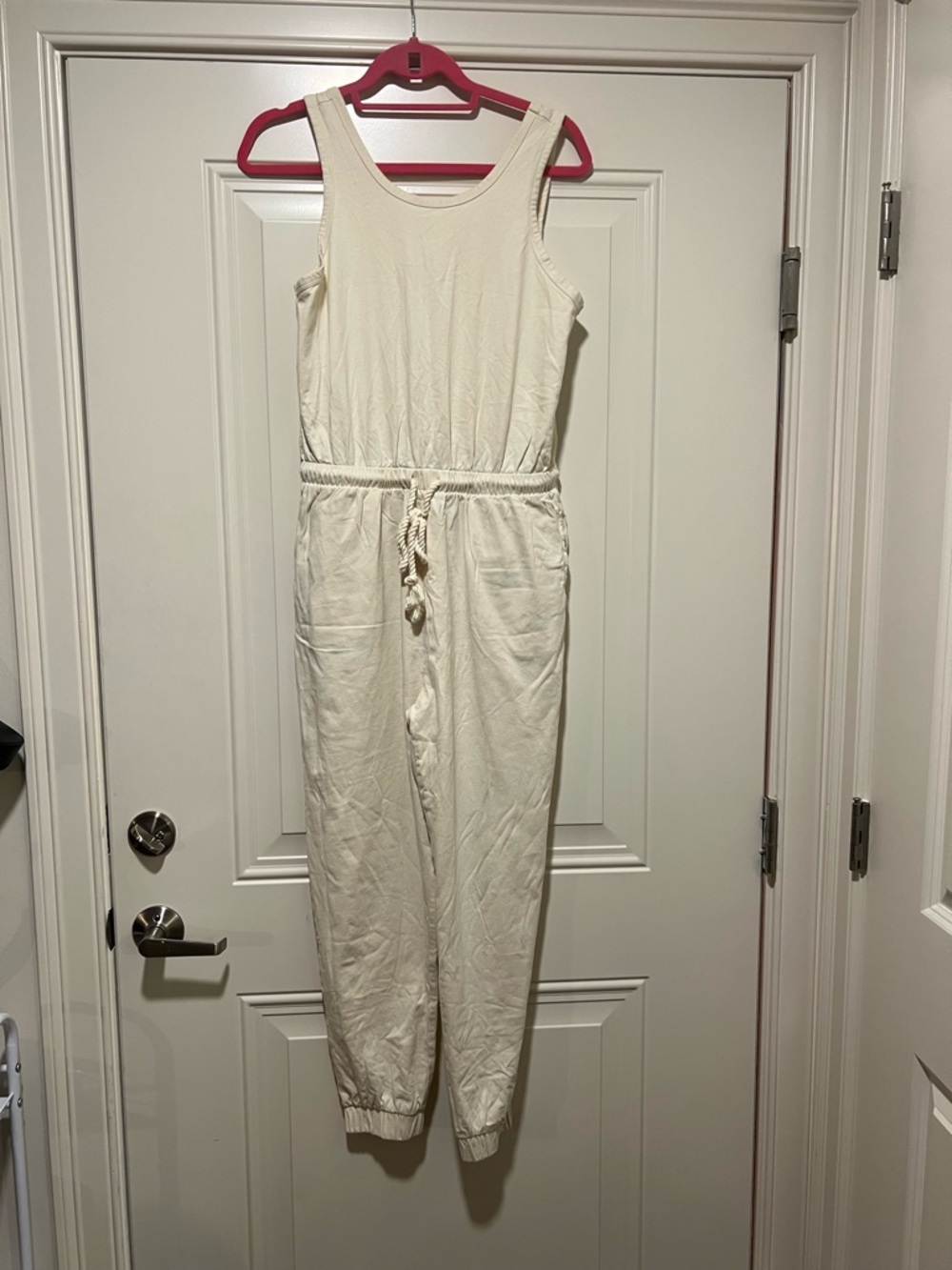 Universal Thread Cream Sleeveless Drawstring Waist Jumpsuit